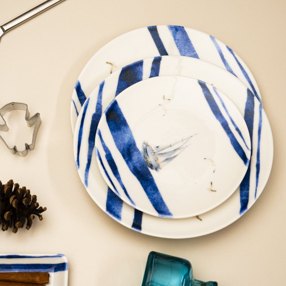 ARYILDIZ KAR İKRAM VE KAHVALTI SETİ 18 PARÇA PORSELEN