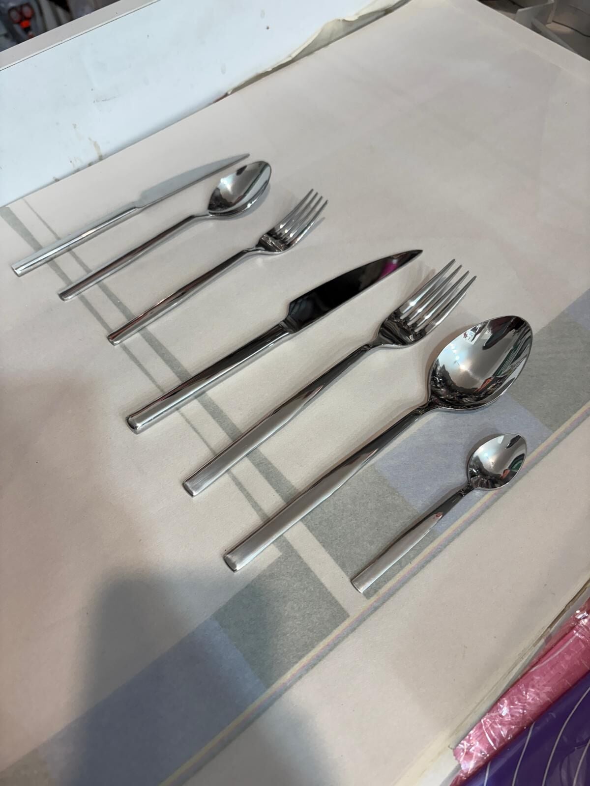 GÜLSAN 12 KİŞİLİK 84 PARÇA ÇELİK ÇATAL KAŞIK BIÇAK SETİ