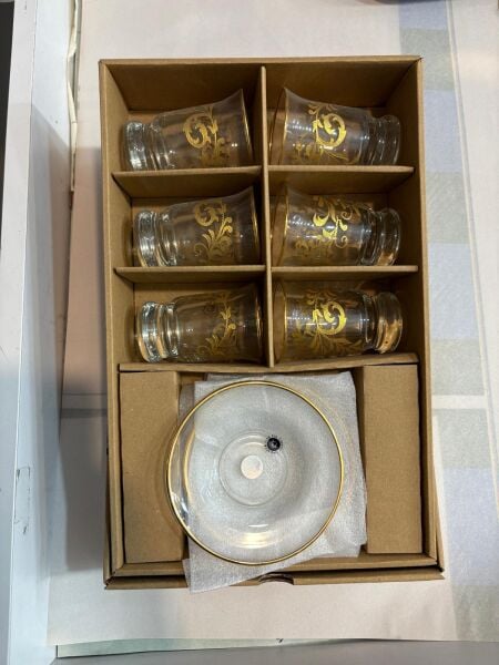 ABKA CAM KULPSUZ YALDIZLI ÇAY SETİ 6 KİŞİLİK 12 PARÇA